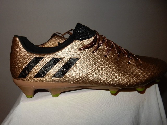 gold football boots size 2